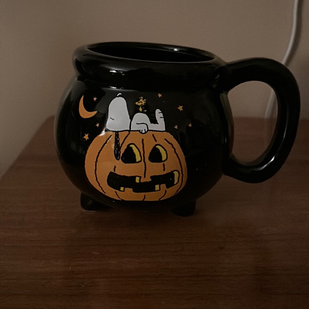 Snoopy Halloween mug